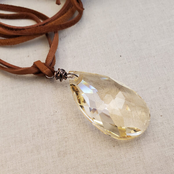 LIGHT Large Golden Crystal Necklace