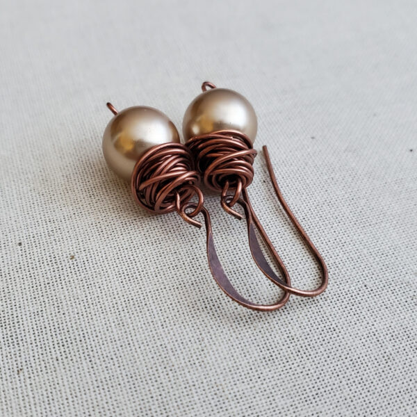 PEARL OF GREAT PRICE Copper Earrings with Bronze Pearl (Short)