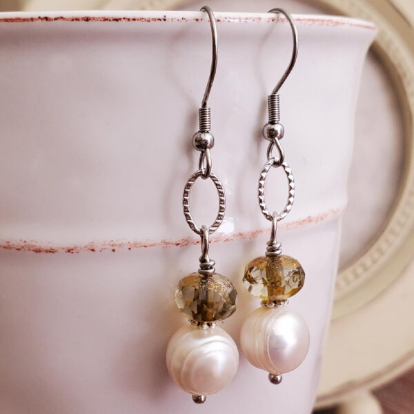 PEARL OF GREAT PRICE Dangle Earrings