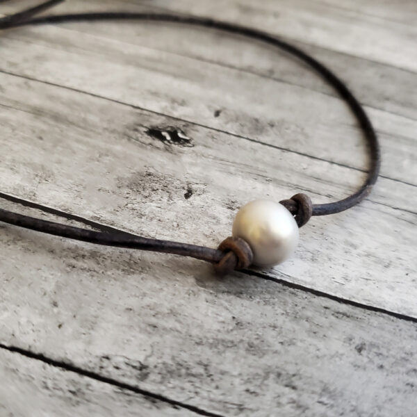 PEARL OF GREAT PRICE Gray Pearl Choker